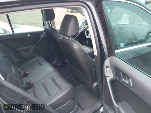 2016 Volkswagen Tiguan S with VIN WVGBV7AXXGW581315, listed as a IAAI auction lot 41495812 with 180,061 mi miles and . Bid and sale history available at DreamBid. Image 8.