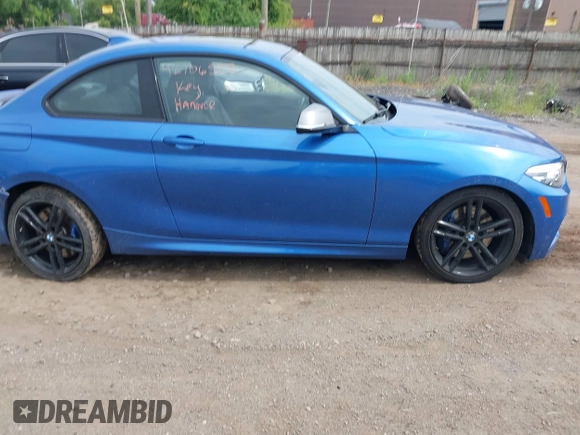 2018 BMW 2 Series M240i with VIN WBA2J5C55JVB27907, listed as a IAAI auction lot 42706522 with 39,097 mi miles and . Bid and sale history available at DreamBid. Image 13.