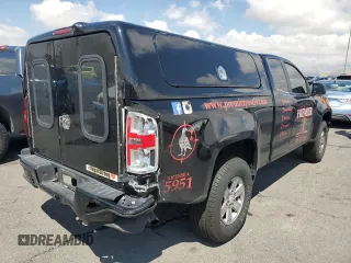 2017 Chevrolet Colorado 2WD WT with VIN 1GCHSBEA5H1197263, listed as a Copart auction lot 55494555 with 117,127 mi miles and Clean Title. Bid and sale history available at DreamBid. Image 3.