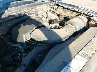 2003 Ford F-150 XLT z VIN 1FTRW08L43KC60950, wystawiony jako IAAI lot #43387761 z przebiegiem Nie podano mil oraz . Historia ofert i sprzedaży dostępna na DreamBid. Obrazek 19.