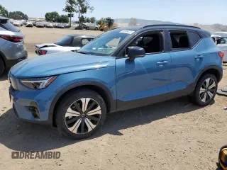 2023 Volvo XC40 Plus z VIN YV4ED3UL2P2070434, wystawiony jako Copart lot #59989025 z przebiegiem 21 724 mil mil oraz Szkoda całkowita • Salvage title. Historia ofert i sprzedaży dostępna na DreamBid. Obrazek 1.