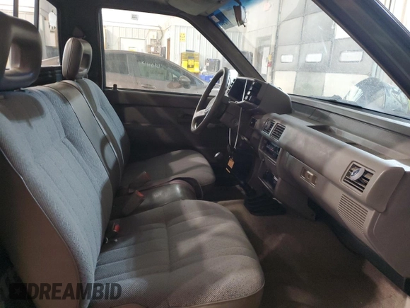 1995 Isuzu Pickup S z VIN JAACL11L0S7211543, wystawiony jako Copart lot #81881194 z przebiegiem 215 222 mil mil oraz Szkoda całkowita • Salvage title. Historia ofert i sprzedaży dostępna na DreamBid. Obrazek 10.