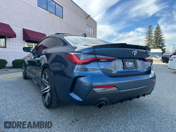 2021 BMW 4 Series 430i with VIN WBA53AP06MCF42734, listed as a Copart auction lot 53406215 with 121,670 mi miles and Clean Title. Bid and sale history available at DreamBid. Image 3.