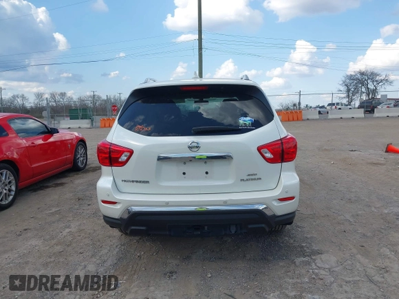 2019 Nissan Pathfinder S z VIN 5N1DR2MM5KC635874, wystawiony jako IAAI lot #41790147 z przebiegiem 97 710 mil mil oraz . Historia ofert i sprzedaży dostępna na DreamBid. Obrazek 17.