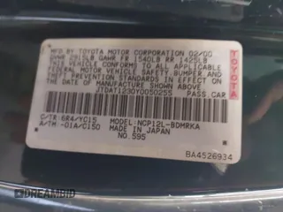 2000 Toyota ECHO z VIN JTDAT1230Y0050255, wystawiony jako IAAI lot #42211177 z przebiegiem 336 971 mil mil oraz . Historia ofert i sprzedaży dostępna na DreamBid. Obrazek 9.