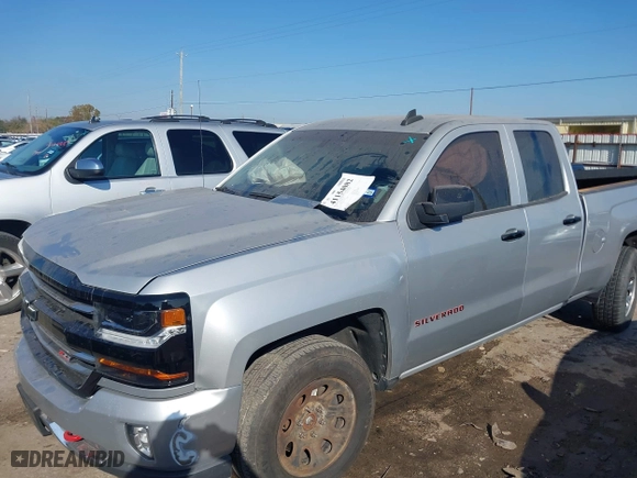 2018 Chevrolet Silverado 1500 LT with VIN 1GCVKREC2JZ232264, listed as a IAAI auction lot 41154082 with 132,429 mi miles. Bid and sale history available at carsss.com. Image 17.