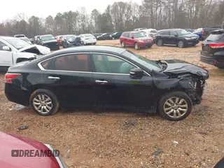 2014 Nissan Altima S with VIN 1N4AL3AP0EN375718, listed as a IAAI auction lot 41850324 with 219,558 mi miles and . Bid and sale history available at carsss.com. Image 13.