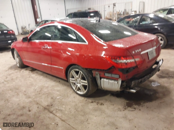 2010 Mercedes-Benz E-Class E 350 with VIN WDDKJ5GB2AF013475, listed as a IAAI auction lot 41656709 with 93,126 mi miles. Bid and sale history available at carsss.com. Image 3.