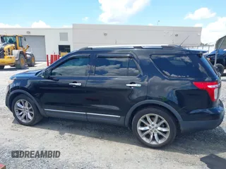 2011 Ford Explorer XLT with VIN 1FMHK7D88BGA82345, listed as a IAAI auction lot 42242222 with 203,672 mi miles and . Bid and sale history available at DreamBid. Image 14.