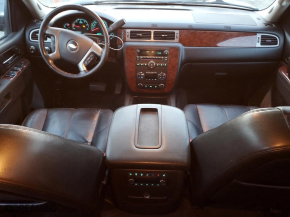 2012 Chevrolet Suburban LT with VIN 1GNSKJE73CR317065, listed as a Copart auction lot 46596055 with 169,346 mi miles and Clean Title. Bid and sale history available at carsss.com. Image 8.