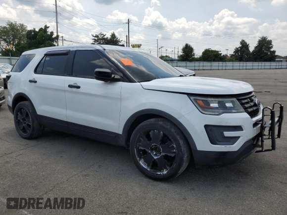 2017 Ford Police Interceptor Utility z VIN 1FM5K8AR5HGA04331, wystawiony jako Copart lot #62316455 z przebiegiem Nie podano mil oraz Czysty tytuł • Clean title. Historia ofert i sprzedaży dostępna na DreamBid. Obrazek 4.