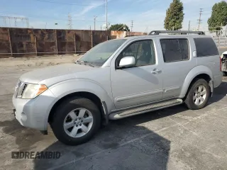 2011 Nissan Pathfinder S z VIN 5N1AR1NN7BC626498, wystawiony jako Copart lot #82494504 z przebiegiem 194 103 mil mil oraz Czysty tytuł • Clean title. Historia ofert i sprzedaży dostępna na DreamBid. Obrazek 1.