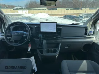 2024 Ford Transit Passenger XL с VIN 1FBAX2YG8RKA21603, выставлен на аукционе Copart как лот 44740795 с пробегом 10 961 миль миль и На запчасти • Non repairable. История ставок и продаж доступна на DreamBid. Изображение 7.