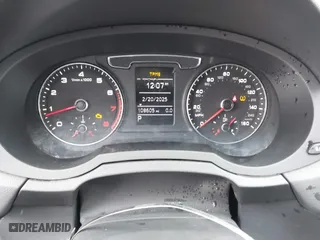 2018 Audi Q3 Premium with VIN WA1BCCFS1JR010439, listed as a IAAI auction lot 41641231 with 108,605 mi miles. Bid and sale history available at carsss.com. Image 7.