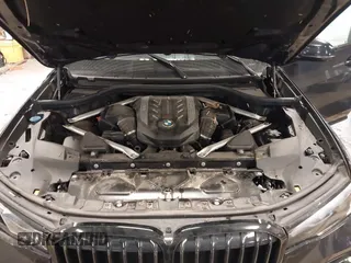 2022 BMW X7 M50i with VIN 5UXCX6C04N9M19672, listed as a IAAI auction lot 41952181 with 1 mi miles. Bid and sale history available at carsss.com. Image 10.