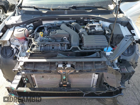 2024 Volkswagen Jetta Sport with VIN 3VWAM7BU8RM093732, listed as a Copart auction lot 44820755 with 7,547 mi miles and Salvage title. Bid and sale history available at DreamBid. Image 11.