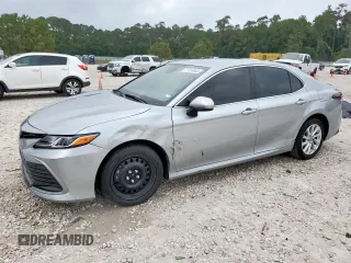 2023 Toyota Camry LE z VIN 4T1C11AK8PU833821, wystawiony jako Copart lot #57450845 z przebiegiem 29 031 mil mil oraz Szkoda całkowita • Salvage title. Historia ofert i sprzedaży dostępna na DreamBid. Obrazek 1.