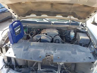 2007 Chevrolet Silverado 1500 LT w/2LT with VIN 2GCEC19J871599355, listed as a IAAI auction lot 41992581 with 261,925 mi miles. Bid and sale history available at carsss.com. Image 10.