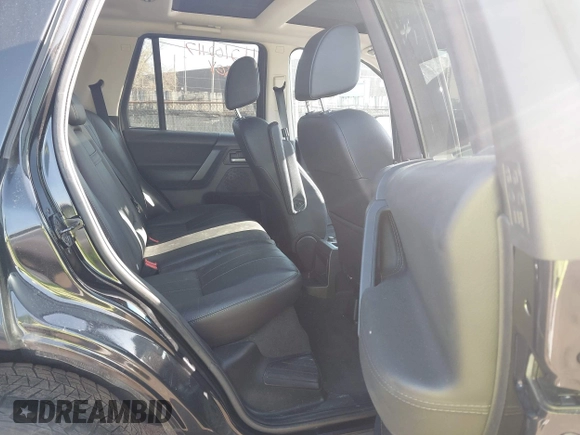 2012 Land Rover LR2 HSE with VIN SALFR2BNXCH318114, listed as a IAAI auction lot 42102117 with 84,766 mi miles and . Bid and sale history available at DreamBid. Image 8.