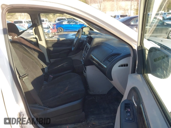2011 Dodge Grand Caravan Cargo with VIN 2D4RN1AG0BR710134, listed as a IAAI auction lot 41385972 with 178,092 mi miles. Bid and sale history available at carsss.com. Image 5.