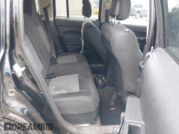2017 Jeep Patriot Sport with VIN 1C4NJRBB7HD128164, listed as a IAAI auction lot 42577060 with 153,125 mi miles and . Bid and sale history available at DreamBid. Image 8.