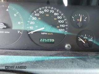 2004 Jeep Grand Cherokee Laredo with VIN 1J4GW48S94C369643, listed as a IAAI auction lot 42693998 with 225,033 mi miles and . Bid and sale history available at DreamBid. Image 7.