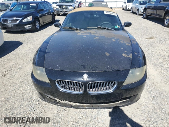 2006 BMW Z4 3.0i with VIN 4USBU335X6LW68038, listed as a Copart auction lot 70966403 with 130,833 mi miles and Clean Title. Bid and sale history available at carsss.com. Image 5.