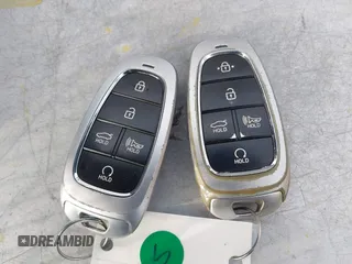 2020 Hyundai Sonata SEL z VIN 5NPEF4JAXLH001201, wystawiony jako IAAI lot #41984667 z przebiegiem 49 012 mil mil oraz . Historia ofert i sprzedaży dostępna na DreamBid. Obrazek 11.