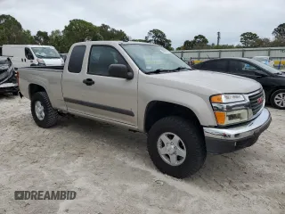 2008 GMC Canyon SLE1 with VIN 1GTDT19E288142621, listed as a Copart auction lot 45295525 with 165,117 mi miles and Salvage Title. Bid and sale history available at carsss.com. Image 4.