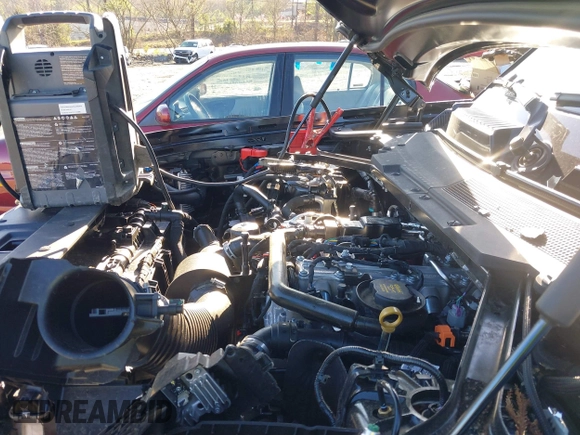 2024 Land Rover Defender S with VIN SALEJ6EX4R2350804, listed as a IAAI auction lot 41833273 with 2,105 mi miles and . Bid and sale history available at DreamBid. Image 10.