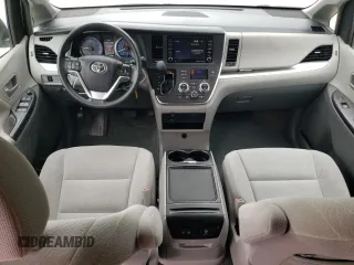 2019 Toyota Sienna LE with VIN 5TDJZ3DC6KS210862, listed as a Copart auction lot 73302064 with 113,768 mi miles and Salvage Title. Bid and sale history available at carsss.com. Image 8.