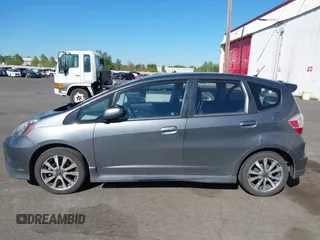 2013 Honda Fit Sport with VIN JHMGE8H58DC045219, listed as a IAAI auction lot 42057466 with 121,837 mi miles. Bid and sale history available at carsss.com. Image 14.