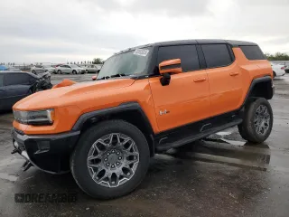 2024 GMC Hummer EV 3X with VIN 1GKB0RDC6RU107095, listed as a Copart auction lot 82655324 with 6,013 mi miles and Salvage Title. Bid and sale history available at carsss.com. Image 1.