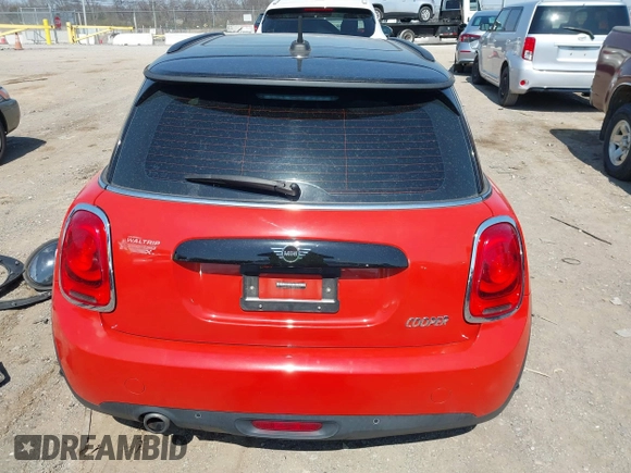2019 MINI Hardtop Cooper with VIN WMWXP5C5XK2H32139, listed as a IAAI auction lot 41758248 with 1,136 mi miles and . Bid and sale history available at DreamBid. Image 17.