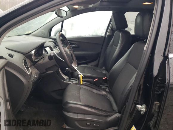 2017 Chevrolet Trax LT with VIN 3GNCJPSB3HL157626, listed as a Copart auction lot 49300625 with 94,114 mi miles and Salvage Title. Bid and sale history available at carsss.com. Image 7.