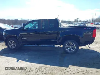 2019 Chevrolet Colorado 2WD Z71 with VIN 1GCGSDEN0K1181991, listed as a IAAI auction lot 41590482 with 38,432 mi miles. Bid and sale history available at carsss.com. Image 15.