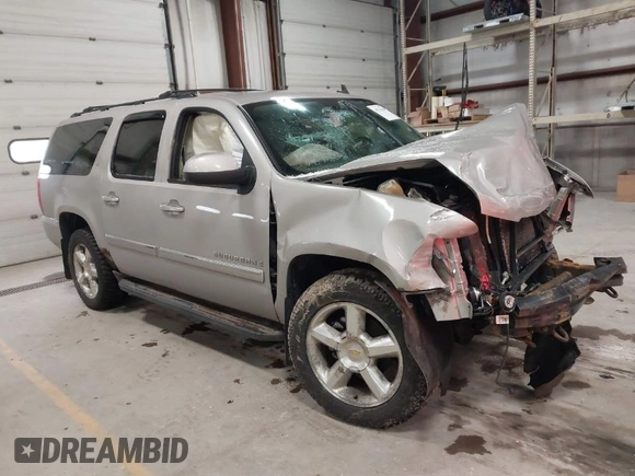 2008 Chevrolet Suburban LT w/3LT with VIN 1GNFK16338J248039, listed as a IAAI auction lot 41734266 with 223,071 mi miles. Bid and sale history available at carsss.com. Image 1.