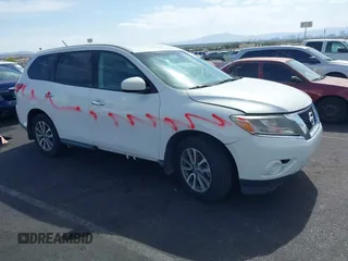 2014 Nissan Pathfinder Platinum with VIN 5N1AR2MM8EC607106, listed as a IAAI auction lot 42373613 with 127,266 mi miles and . Bid and sale history available at DreamBid. Image 1.