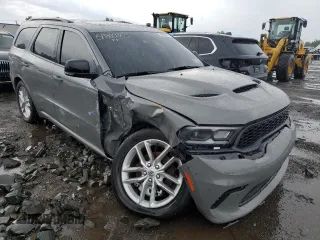 2023 Dodge Durango R/T z VIN 1C4SDJCT7PC555917, wystawiony jako Copart lot #88500995 z przebiegiem Nie podano mil oraz Czysty tytuł • Clean title. Historia ofert i sprzedaży dostępna na DreamBid. Obrazek 4.