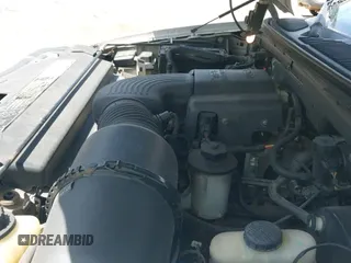 2002 Ford F-150 XLT with VIN 1FTRW07602KB73444, listed as a IAAI auction lot 42744286 with 208,152 mi miles and . Bid and sale history available at DreamBid. Image 12.