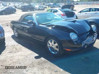 2002 Ford Thunderbird w/Hardtop Premium with VIN 1FAHP60AX2Y116200, listed as a IAAI auction lot 40129557 with 88,991 mi miles. Bid and sale history available at carsss.com. Image 13.