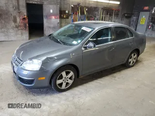 2009 Volkswagen Jetta Sedan SE with VIN 3VWRZ71K69M169663, listed as a Copart auction lot 42308555 with 175,866 mi miles and Salvage Title. Bid and sale history available at carsss.com. Image 1.