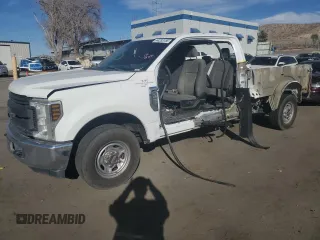 2018 Ford F-250 XL с VIN 1FT7X2A69JEC57624, выставлен на аукционе Copart как лот 44233185 с пробегом 158 640 миль миль и Списание • Salvage title. История ставок и продаж доступна на DreamBid. Изображение 1.