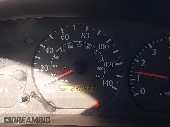 1999 Toyota Solara SE with VIN 2T1CF22P2XC152976, listed as a IAAI auction lot 41316334 with 240,623 mi miles. Bid and sale history available at carsss.com. Image 15.