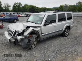 2008 Jeep Commander Sport with VIN 1J8HG48K98C149652, listed as a Copart auction lot 63973014 with 213,947 mi miles and Salvage Title. Bid and sale history available at carsss.com. Image 1.