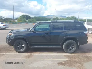 2019 Toyota 4Runner SR5 с VIN JTEBU5JR7K5664255, выставлен на аукционе IAAI как лот 41842222 с пробегом 77 178 миль миль и . История ставок и продаж доступна на DreamBid. Изображение 14.