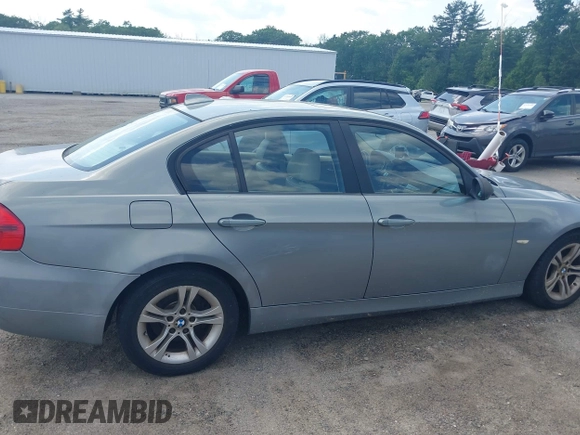 2008 BMW 3 Series 328xi with VIN WBAVC73578KP38226, listed as a IAAI auction lot 42517346 with 170,665 mi miles and . Bid and sale history available at DreamBid. Image 13.