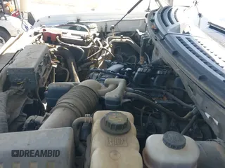 2012 Ford F-150 XL z VIN 1FTMF1CM1CFB85939, wystawiony jako IAAI lot #43317063 z przebiegiem 252 920 mil mil oraz . Historia ofert i sprzedaży dostępna na DreamBid. Obrazek 9.