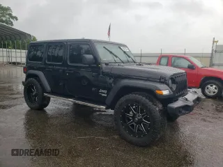 2021 Jeep Wrangler Unlimited Sport Altitude with VIN 1C4HJXDN5MW525525, listed as a Copart auction lot 55897605 with 54,554 mi miles and Salvage title. Bid and sale history available at DreamBid. Image 4.
