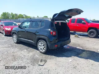 2020 Jeep Renegade Latitude z VIN ZACNJABB1LPL44438, wystawiony jako IAAI lot #41982404 z przebiegiem 77 537 mil mil oraz . Historia ofert i sprzedaży dostępna na DreamBid. Obrazek 3.